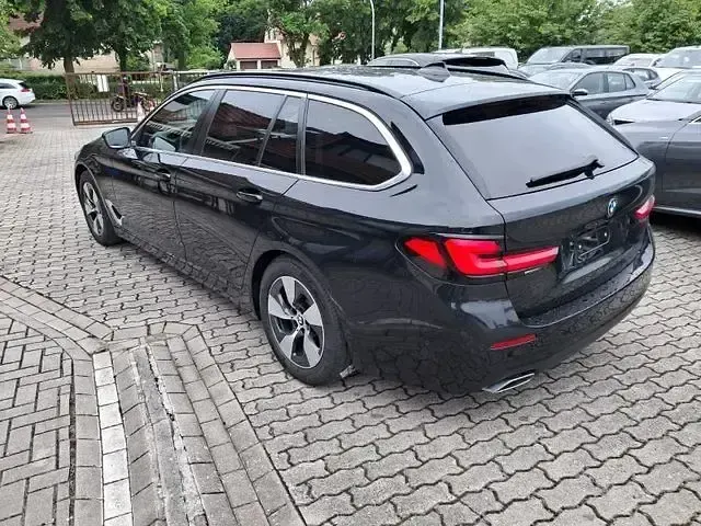 Gebraucht BMW 520 Sport Line 190 PS (139 kW) 2021 Schwarz Limousine