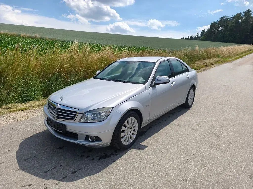 Gebraucht Mercedes C220 170 PS (125 kW) 2007 Silber Limousine