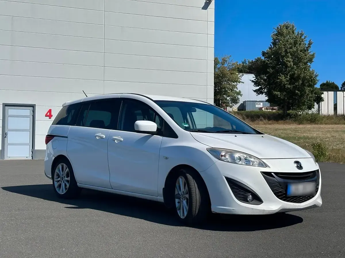 Gebraucht Mazda 5 115 PS (84 kW) 2012 Weiß Van / Kleinbus