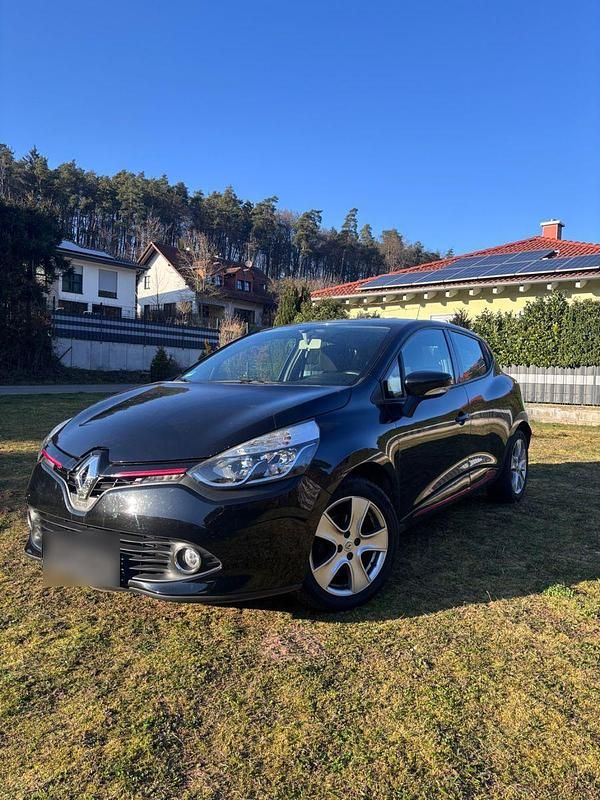 Gebraucht Renault Clio IV Dynamique 73 PS (53 kW) 2013 Schwarz Kleinwagen