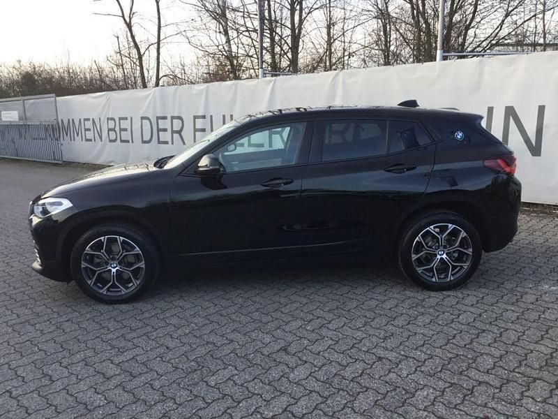 Gebraucht BMW X2 Sport Line 136 PS (100 kW) 2022 Schwarz ii SUV