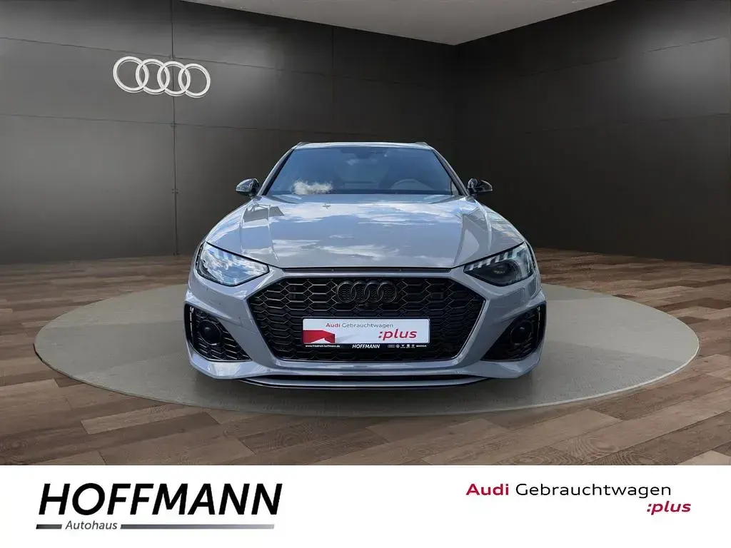 Gebraucht Audi RS4 Competition 450 PS (330 kW) 2024 Nardograu Kombi