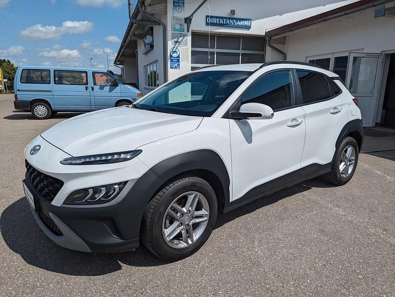 Gebraucht Hyundai Kona Edition 120 PS (88 kW) 2022 Weiß SUV