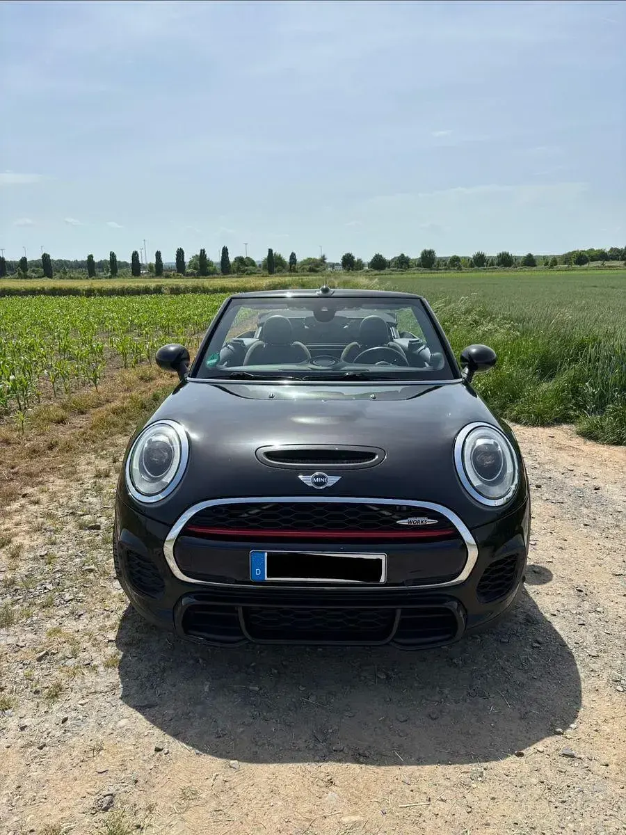 Gebraucht Mini John Cooper Works 231 PS (169 kW) 2017 Schwarz Kleinwagen