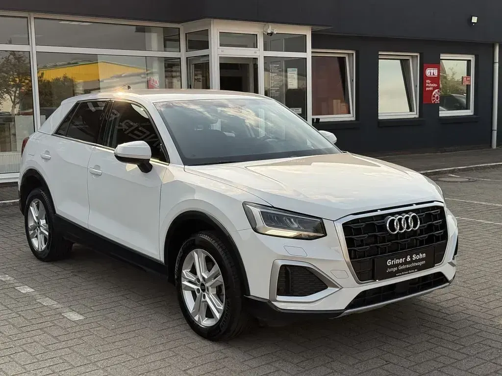 Gebraucht Audi Q2 Advanced 150 PS (110 kW) 2024 Weiß SUV