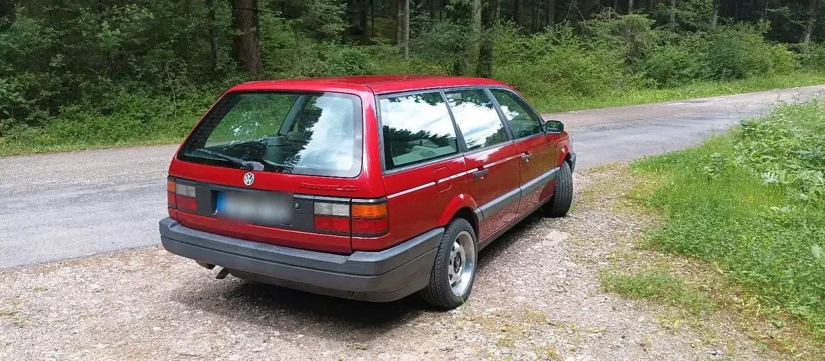 Gebraucht VW Passat 90 PS (66 kW) 1993 Rot Kombi