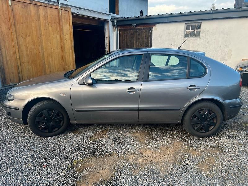 Gebraucht Seat Leon 105 PS (77 kW) 2004 Grau Kleinwagen