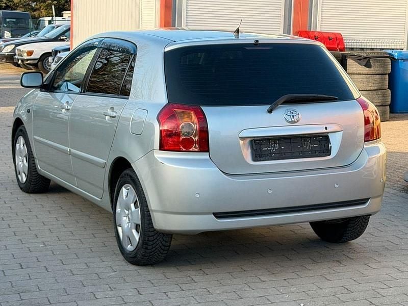 Gebraucht Toyota Corolla 90 PS (66 kW) 2004 Silber Limousine