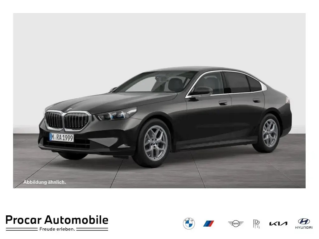 Gebraucht BMW 520 Comfort Edition 197 PS (144 kW) 2024 Limousine