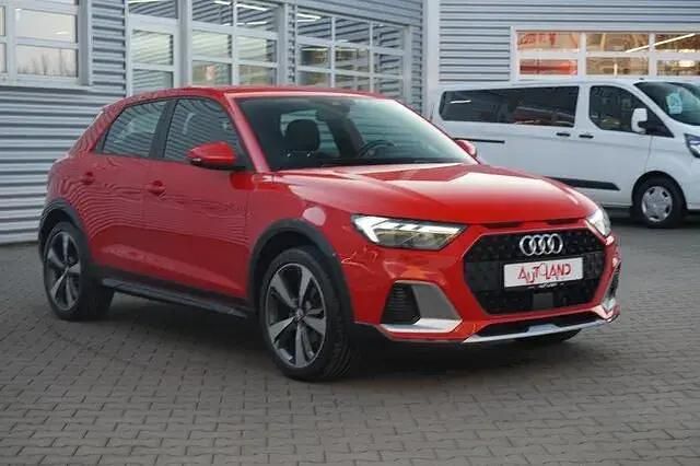 Second-hand Audi A1 Comfort 150 CP (110 kW) 2020 Roșu SUV