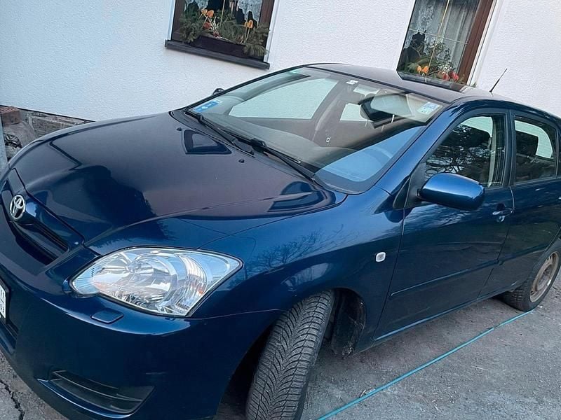 Usado Toyota Corolla 97 HP (71 kW) 2006 Azul Sedan