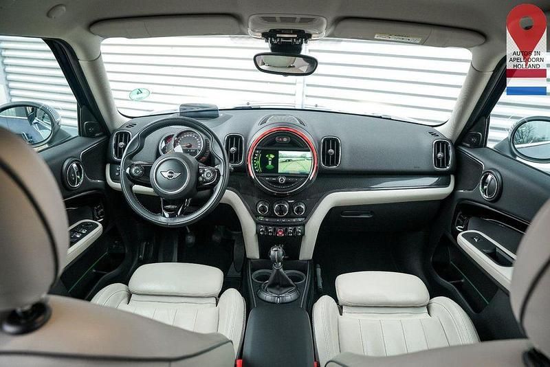 Gebraucht Mini Cooper D Countryman Chili 150 PS (110 kW) 2018 Mini yours lapisluxury blue SUV