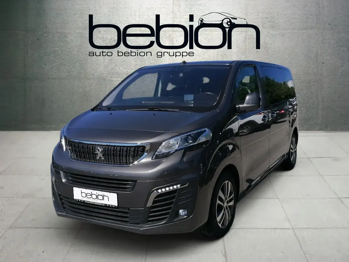 Gebraucht Peugeot Traveller Allure 177 PS (130 kW) 2020 Van / Kleinbus