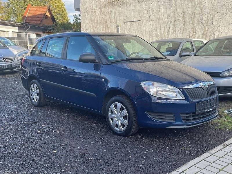 Gebraucht Skoda Fabia 86 PS (63 kW) 2012 Blau Kombi