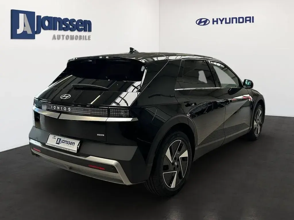 Neu Hyundai Ioniq 5 239 kW (325 PS) 2026 Schwarz SUV