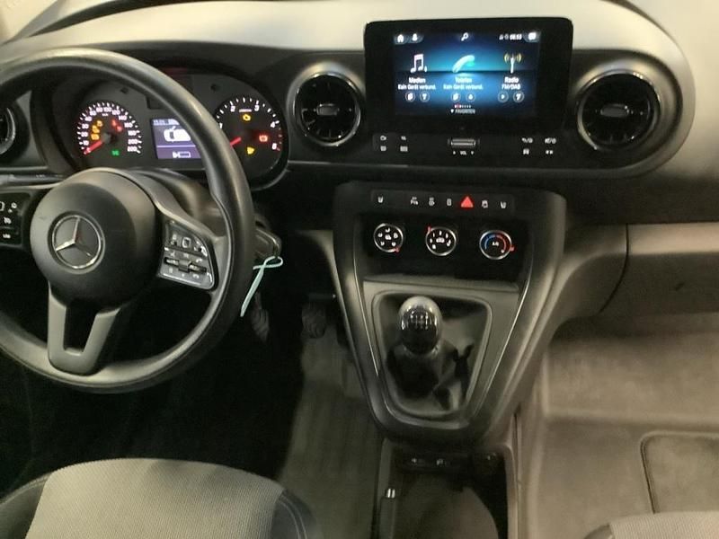 Gebraucht Mercedes Citan 112 116 PS (85 kW) 2022 Weiß arktikweiß Van / Kleinbus