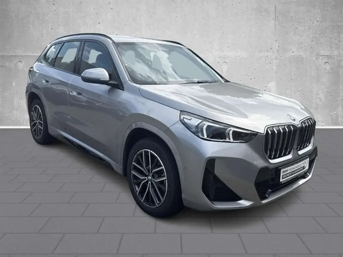 Gebraucht BMW X1 M Sport 136 PS (100 kW) 2026 Spacesilber metallic SUV