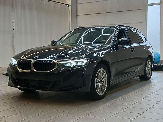 Gebraucht BMW 320 Shadowline 190 PS (139 kW) 2024 Schwarzkeine angabe Limousine