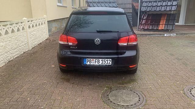Gebraucht VW Golf VI Team 105 PS (77 kW) 2010 Deep black perleffekt Kleinwagen
