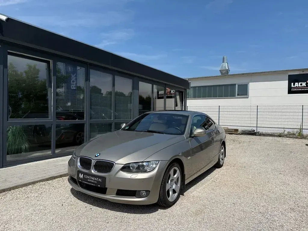 Gebraucht BMW 325 Performance 218 PS (160 kW) 2009 Gold Coupé