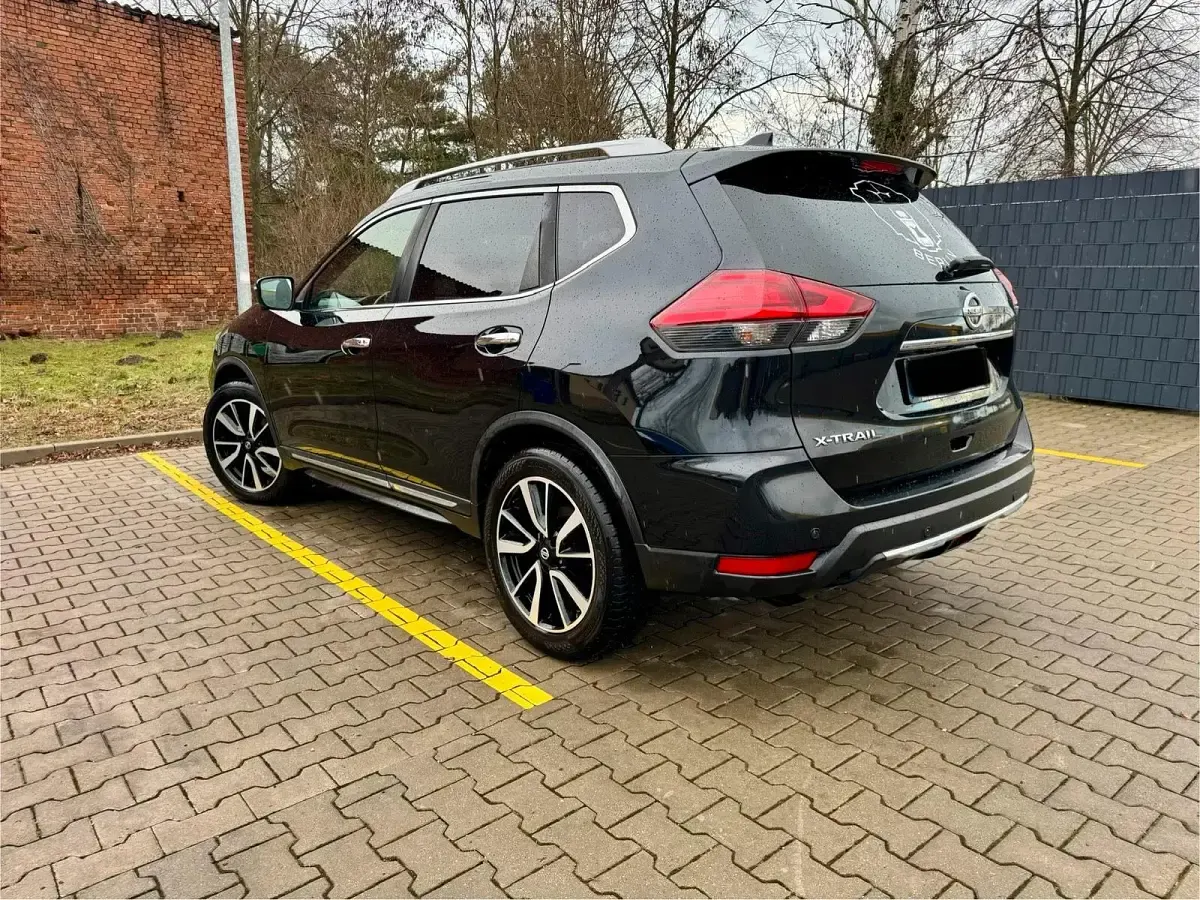 Gebraucht Nissan X-Trail Tekna 163 PS (119 kW) 2018 Schwarz SUV