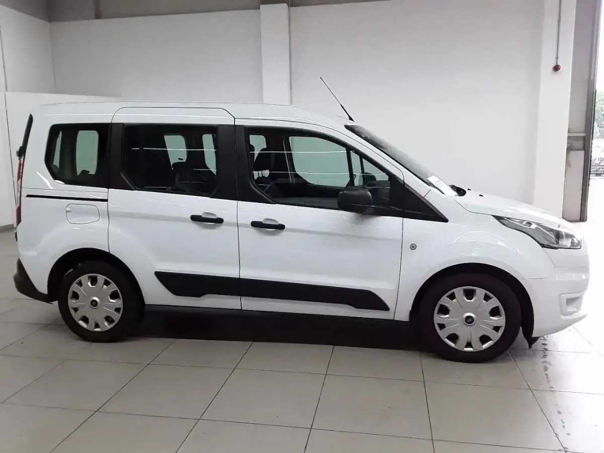 Gebraucht Ford Transit Connect Trend 101 PS (74 kW) 2019 Frostweiß Van / Kleinbus