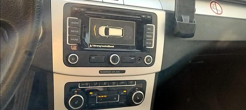 Gebraucht VW Passat 110 PS (80 kW) 2010 Silber Kombi