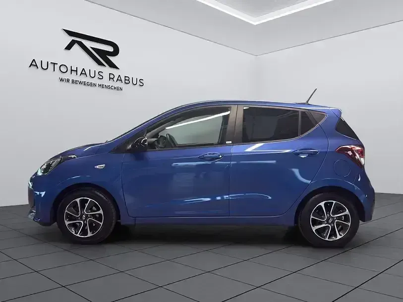 Gebraucht Hyundai i10 YES! 67 PS (49 kW) 2019 Champion blue / met (metallic) Kleinwagen