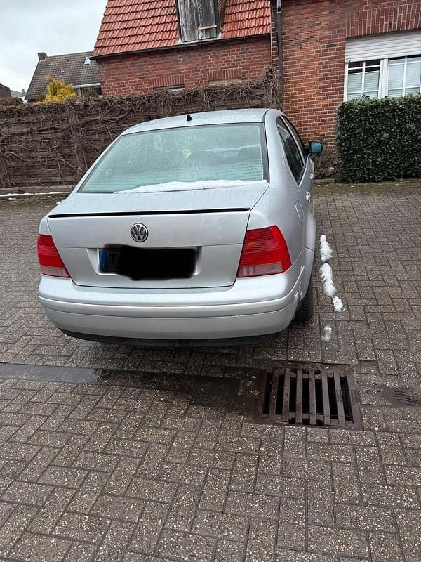 Gebraucht VW Bora 105 PS (77 kW) 2001 Silber Limousine