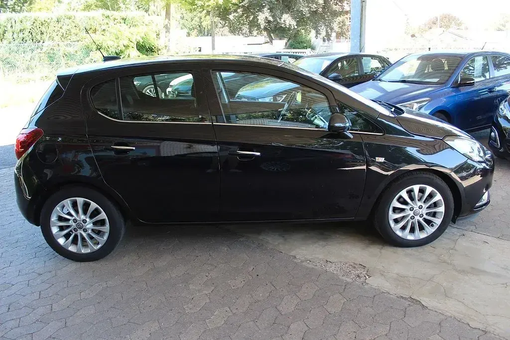 Gebraucht Opel Corsa Innovation 95 PS (69 kW) 2015 Karbonschw graphitschw midnigh Kleinwagen