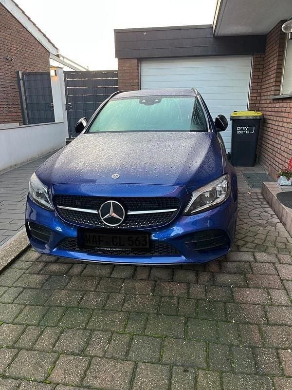 Gebraucht Mercedes C220 AMG line 194 PS (142 kW) 2021 Blau Kombi