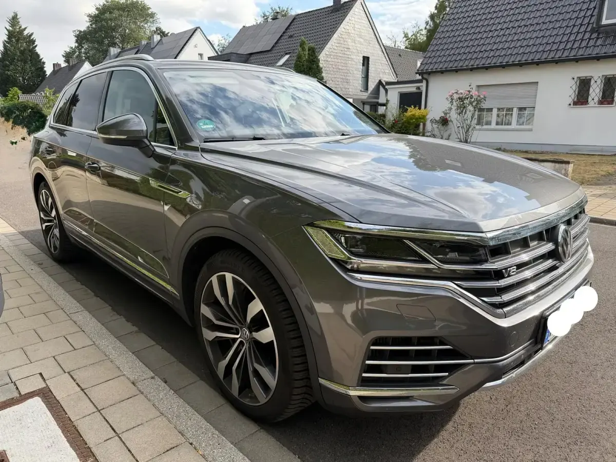 Gebraucht VW Touareg Elegance 421 PS (309 kW) 2020 Grau SUV
