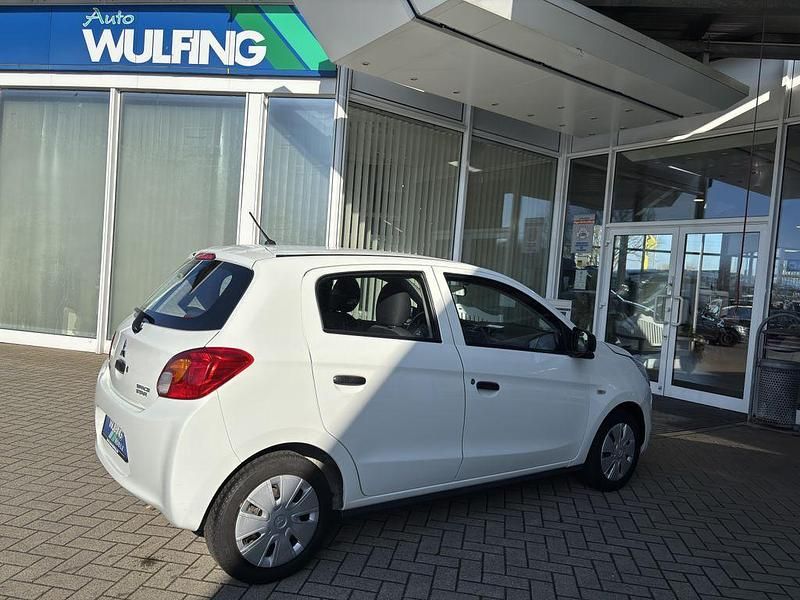 Gebraucht Mitsubishi Space Star 71 PS (52 kW) 2015 Weiß Limousine