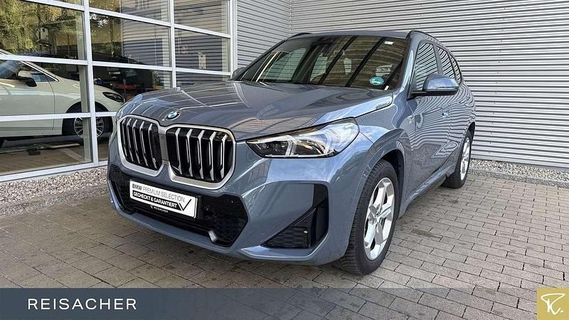 Grau Gebraucht 2025 BMW X1 M Sport SUV | 52.449 € (Etwas zu teuer) - Bild 1/4