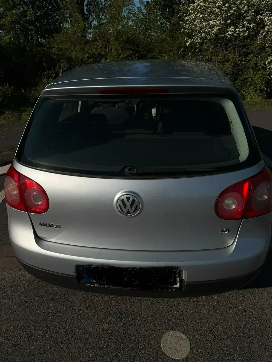 Gebraucht VW Golf V 115 PS (84 kW) 2004 Grau Kleinwagen
