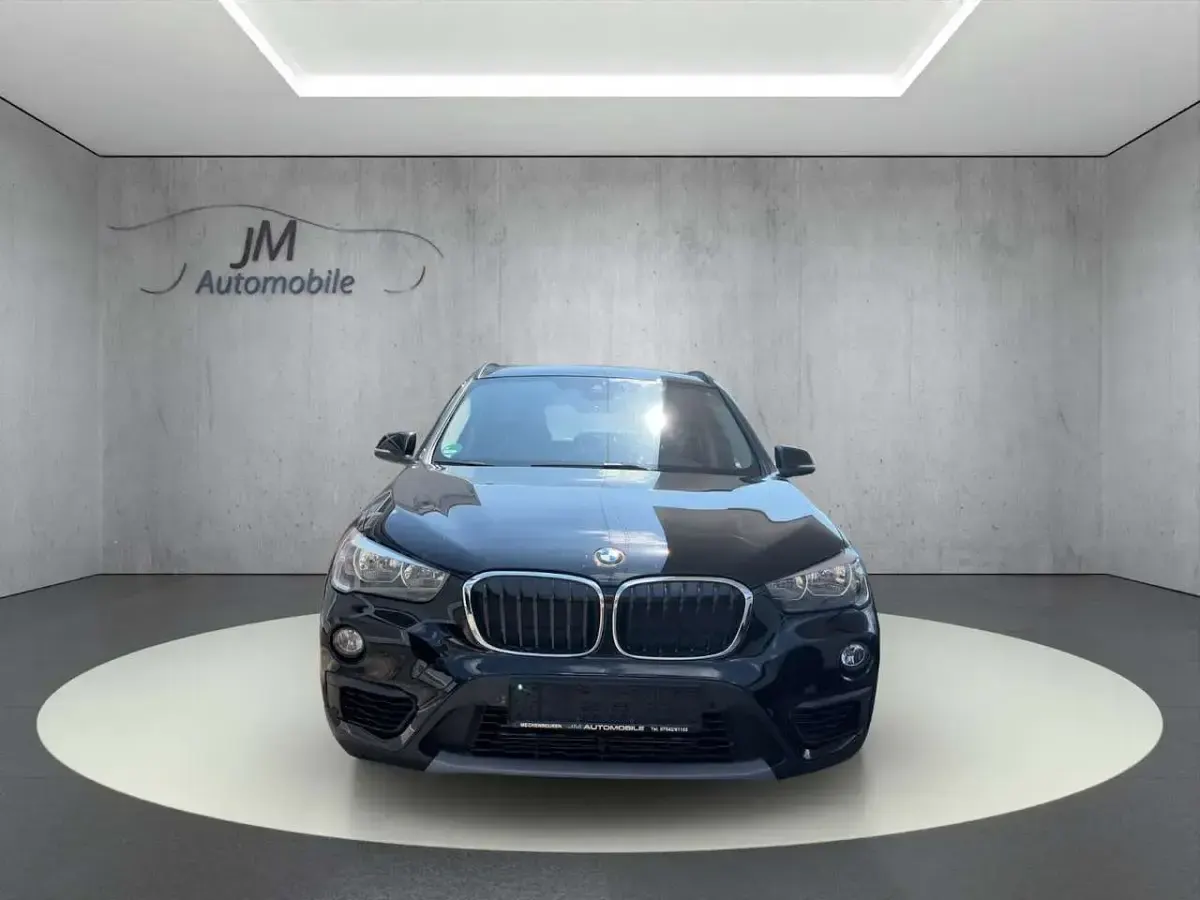 Gebraucht BMW X1 Advantage 140 PS (102 kW) 2019 Schwarz SUV