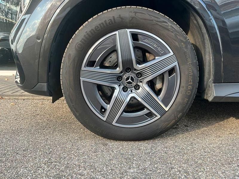 Gebraucht Mercedes GLC300 AMG 269 PS (197 kW) 2024 Lack graphitgrau SUV