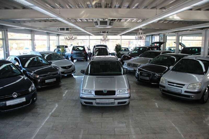 Grau Gebraucht 1999 Skoda Felicia Kombi | 1.990 € - Bild 1/4