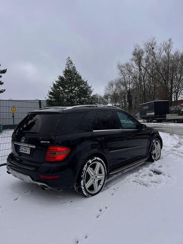 Gebraucht 2009 Mercedes ML320 AMG SUV | 7.500 € - Bild 1/4