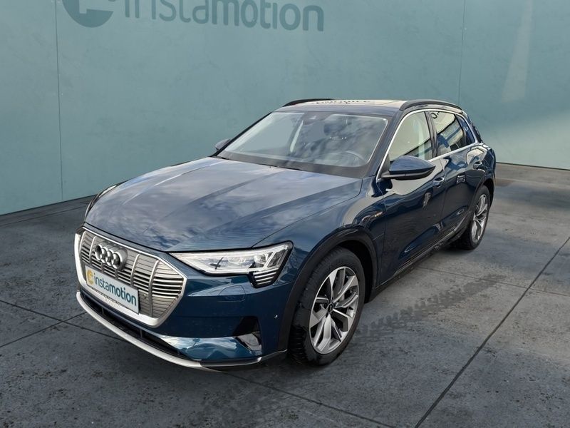 Gebraucht Audi e-tron Sport 300 kW (408 PS) 2022 Blau SUV
