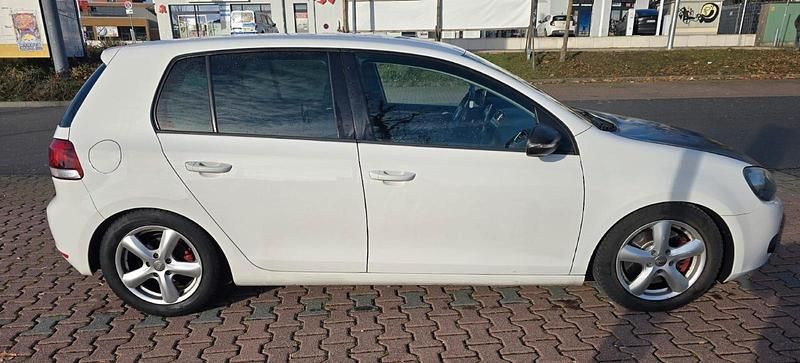 Gebraucht VW Golf VI 160 PS (117 kW) 2009 Weiß Kleinwagen