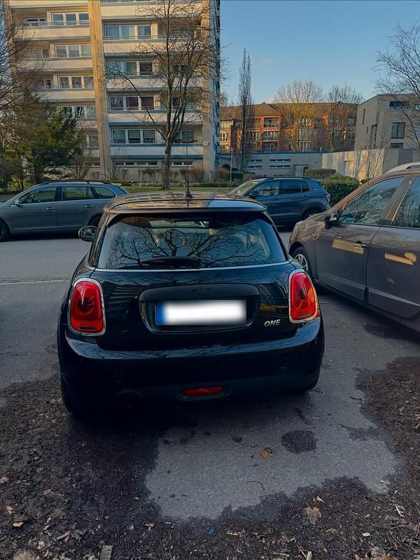 Second-hand Mini ONE 75 CP (55 kW) 2015 Negru Hatchback