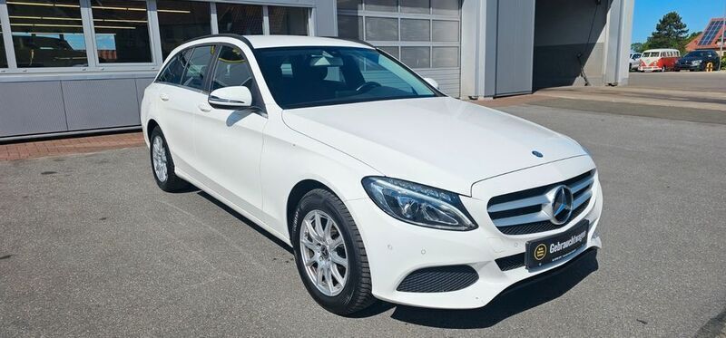 Gebraucht Mercedes C200 136 PS (100 kW) 2016 Weiß Limousine