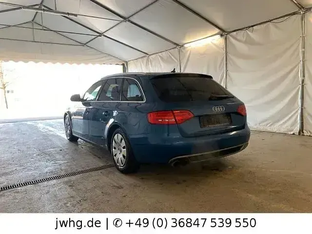 Używany Audi A4 Ambition 160 KM (117 kW) 2008 Niebieski Kombi