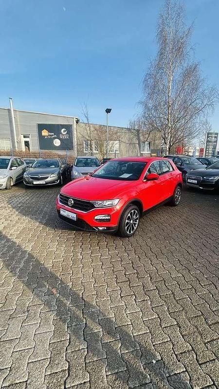 Gebraucht VW T-Roc 116 PS (85 kW) 2019 Flashrot SUV