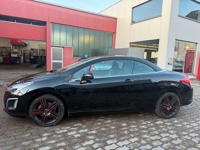 Gebraucht Peugeot 308 CC Allure 156 PS (114 kW) 2014 Schwarz Cabrio