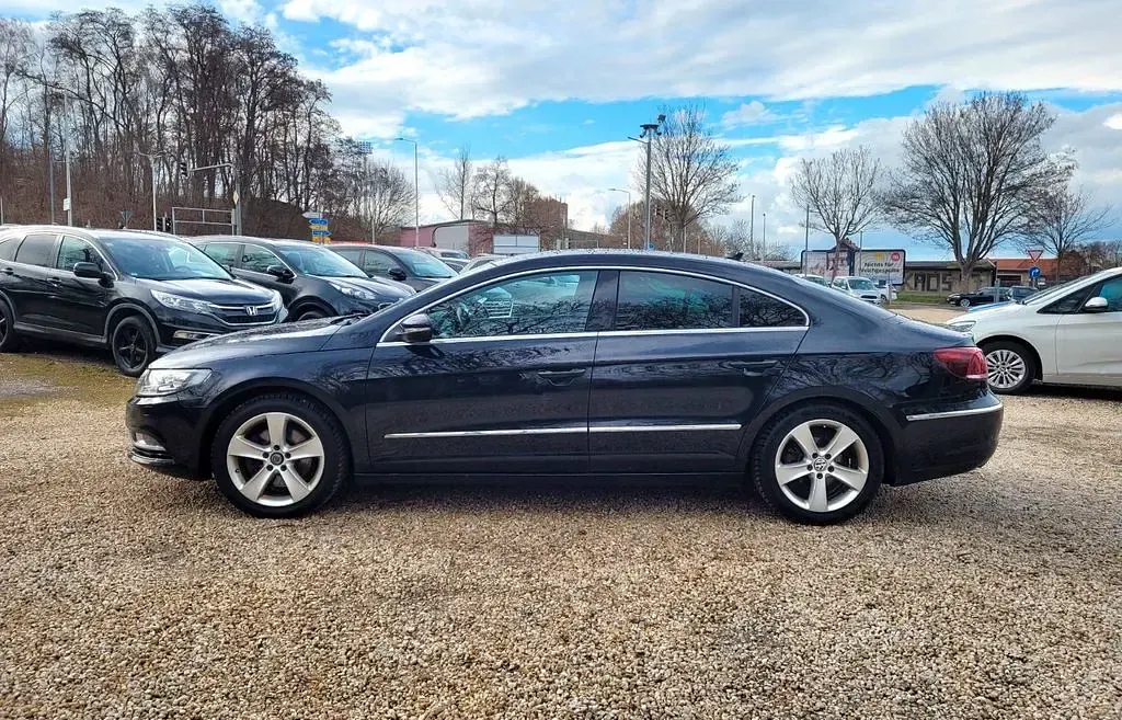 Gebraucht VW Passat Business 140 PS (102 kW) 2014 Schwarz Limousine