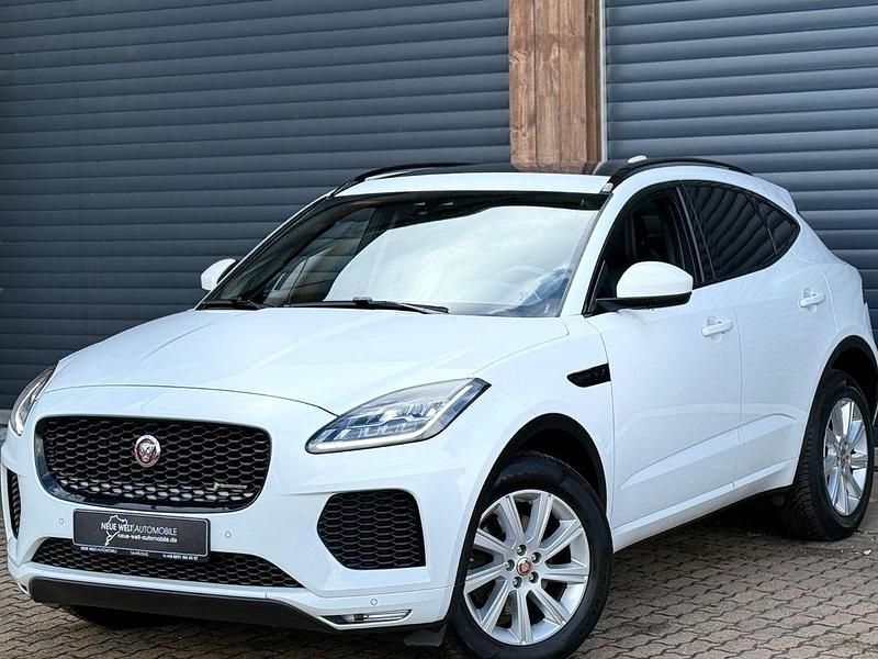 Weiß Gebraucht 2019 Jaguar E-Pace R-Dynamic SUV | 16.999 € (Etwas zu teuer) - Bild 1/4