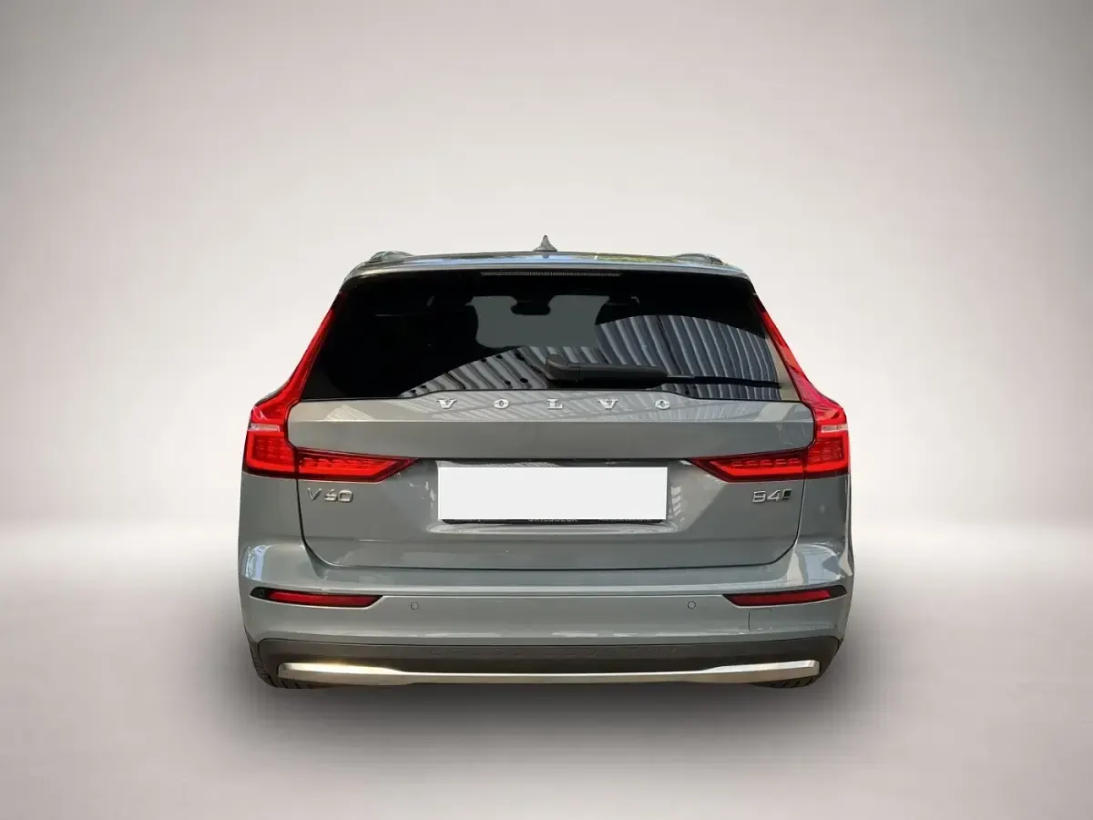 Gebraucht Volvo V60 CC Plus 197 PS (144 kW) 2023 Grau Kombi