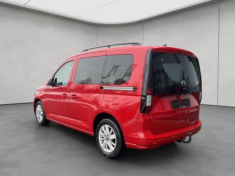 Gebraucht VW Caddy Life 122 PS (89 kW) 2021 Rot Van / Kleinbus